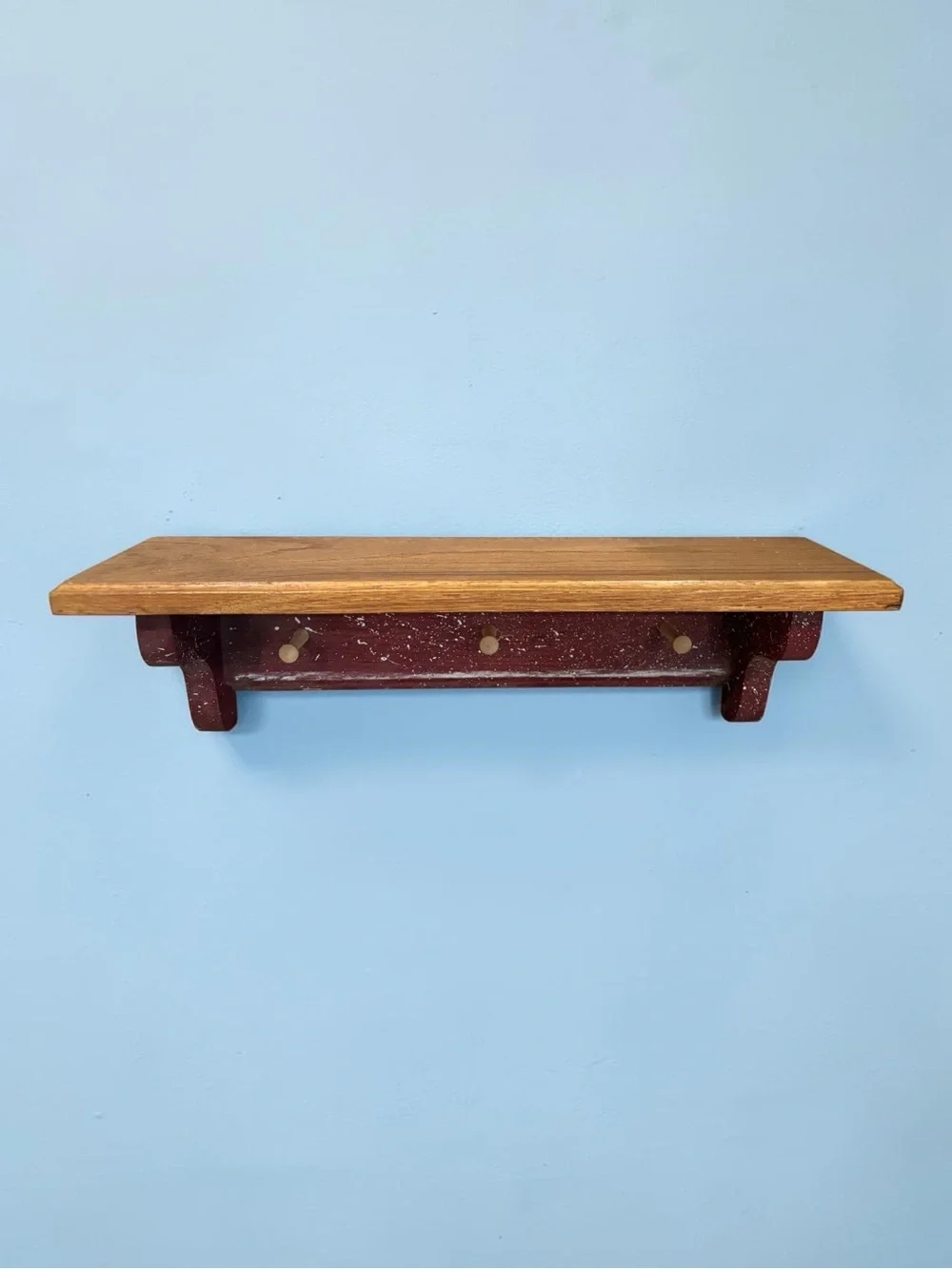 Red & White Rustic Wood Wall Shelf w/Pegs 17.5 inch Trinket Display Coat Rack